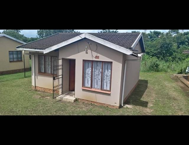 2 BEDROOM HOUSE FOR SALE IN NGWELEZANA